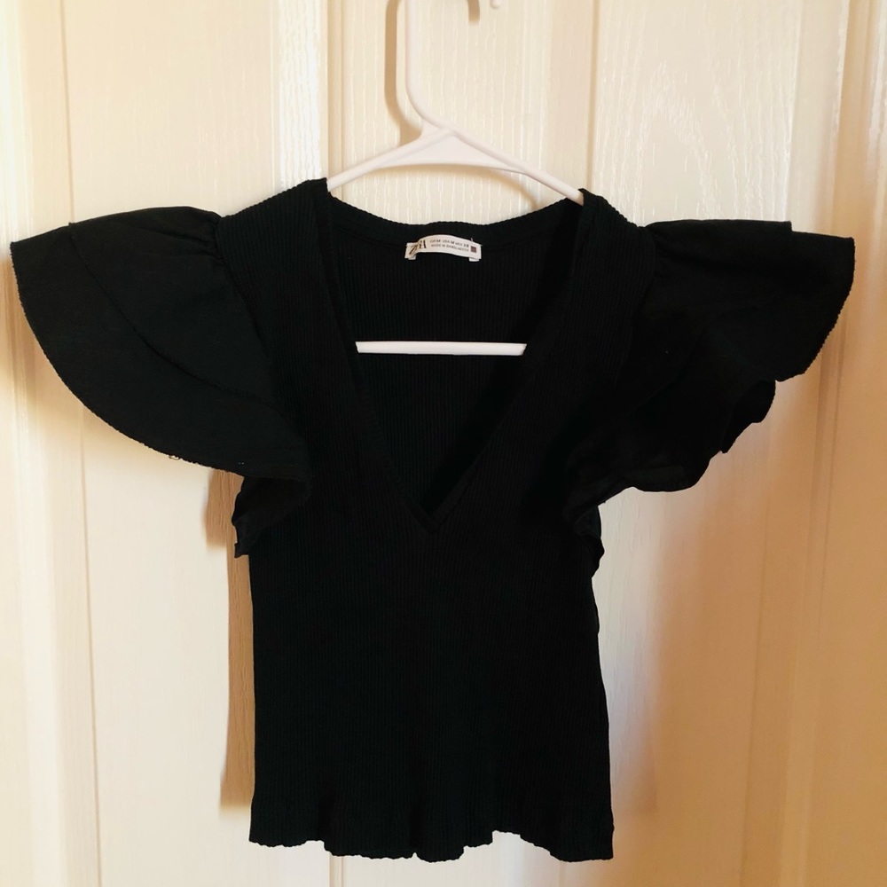 NWOT Zara black ruffled cropped top v-neck szM